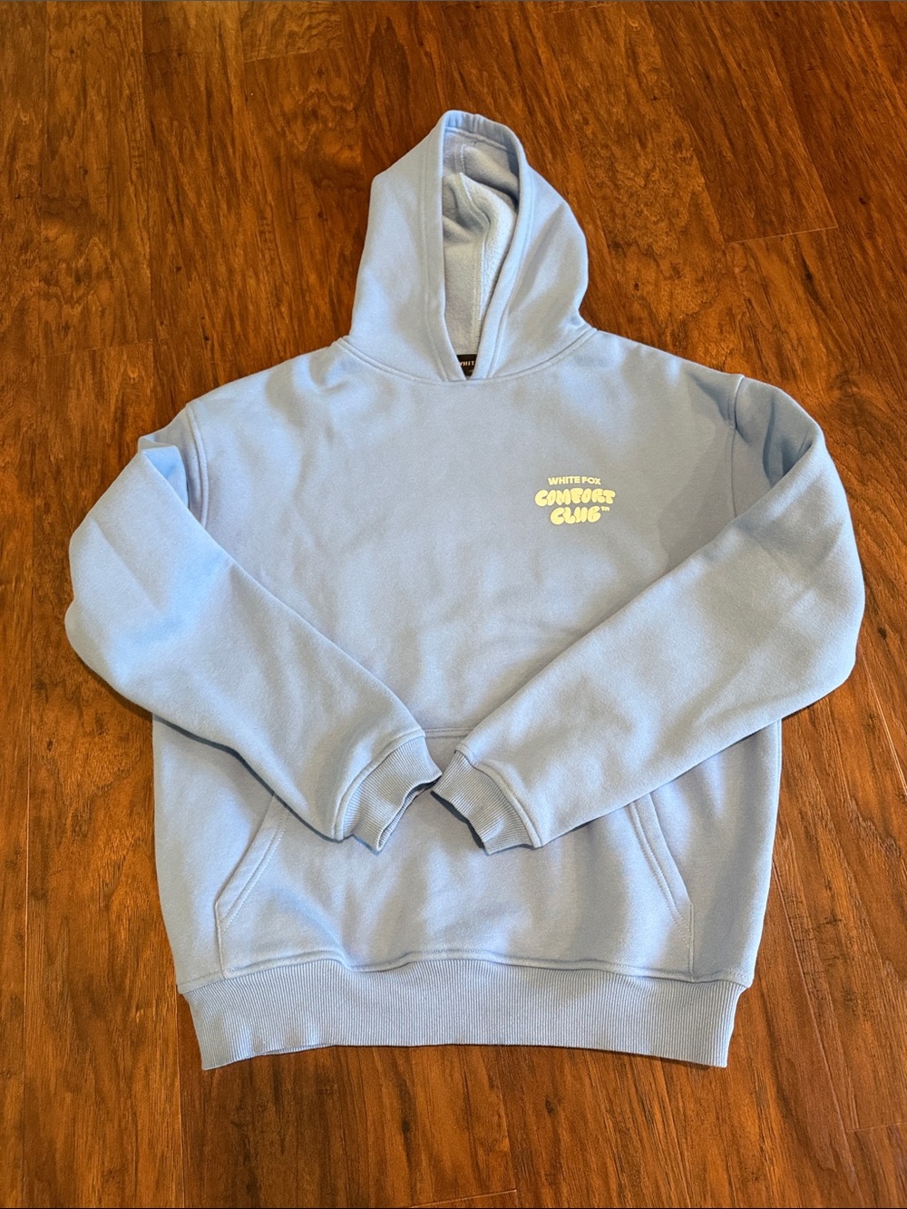 White Fox Sweatshirt in Light Blue